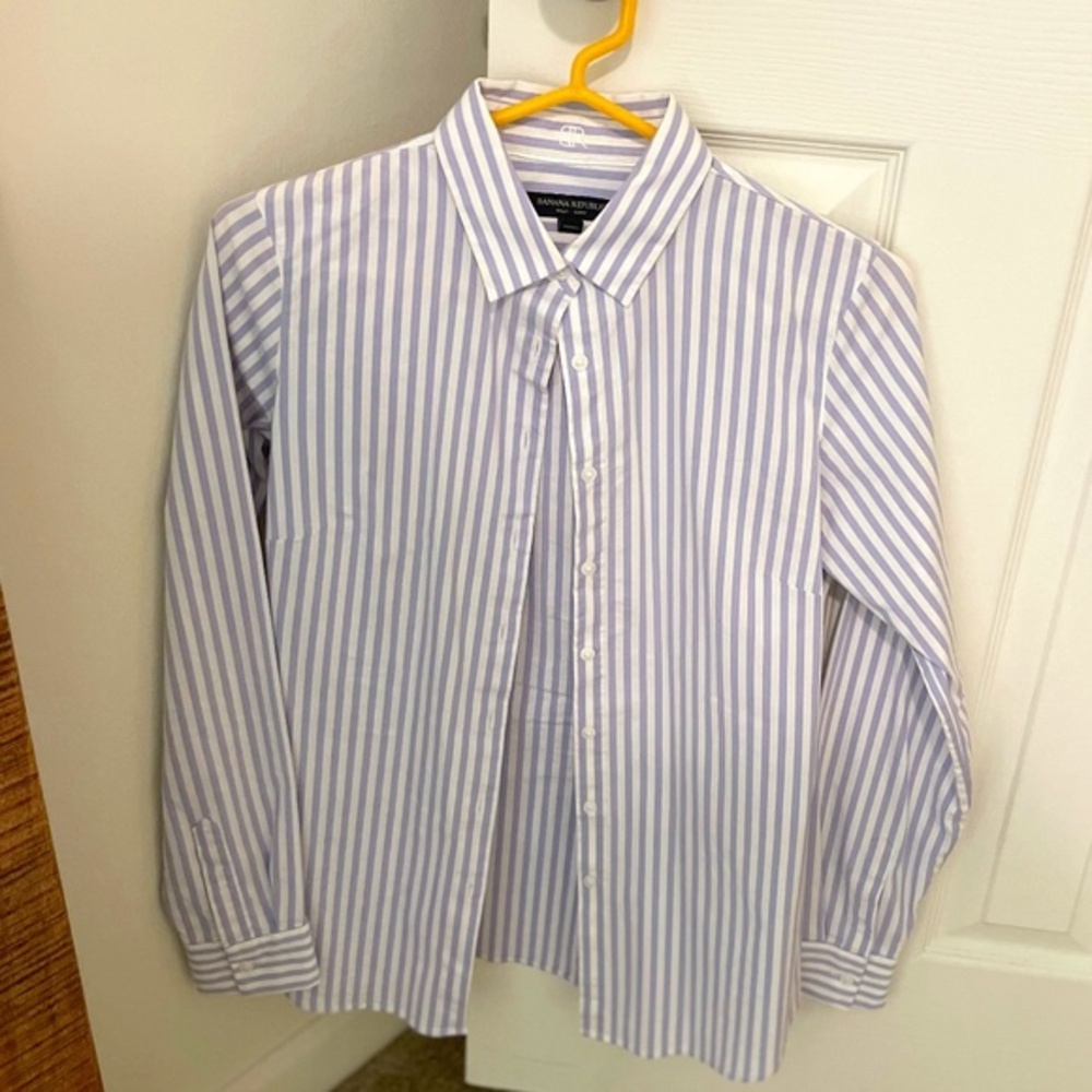 Banana Republic Women's Riley Shirt Blue and White Stripe
